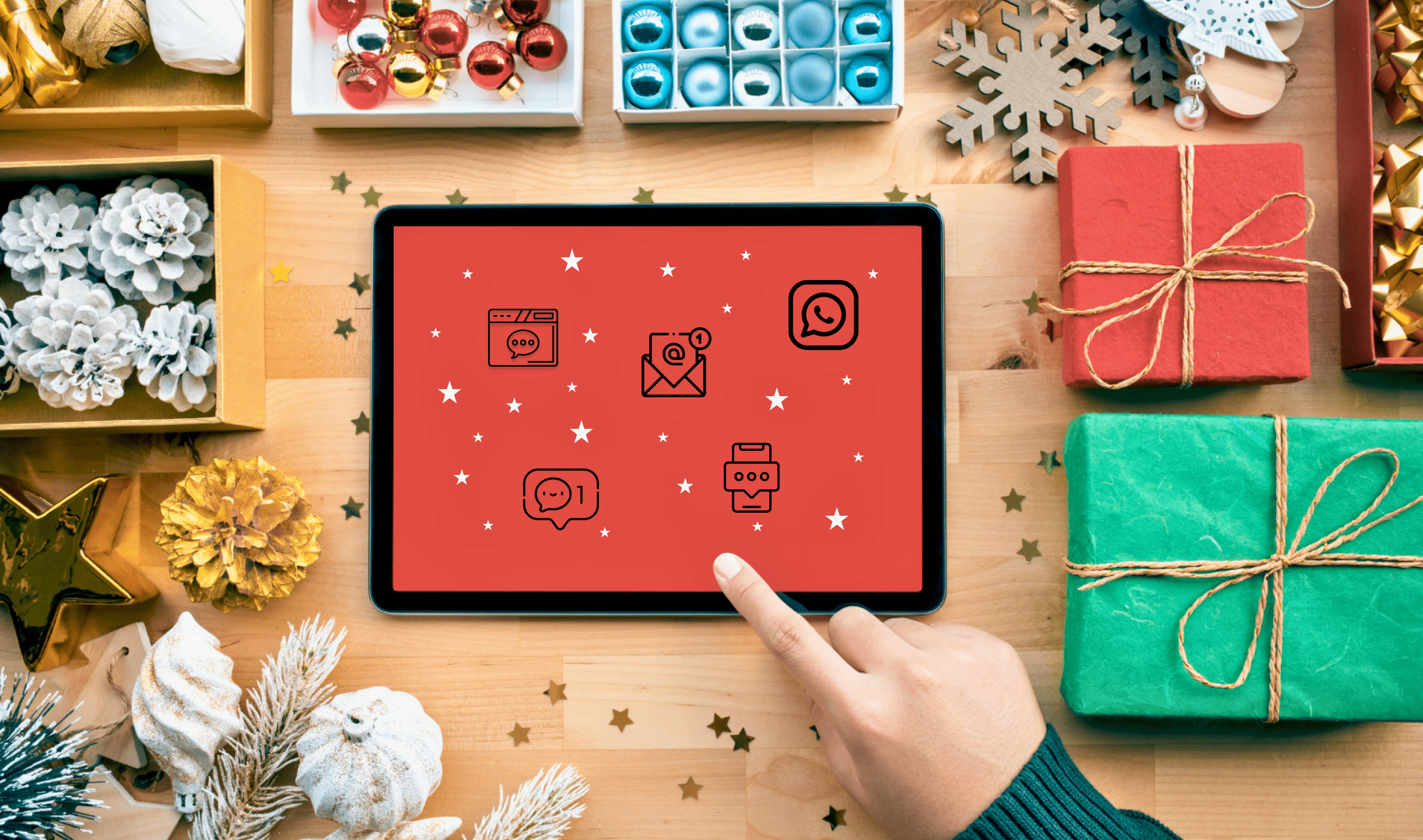 Christmas Marketing Strategies for 2024: How to Use Cross-Channel Messaging