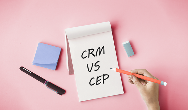 Customer Engagement Platform vs CRM | What’s the Difference?